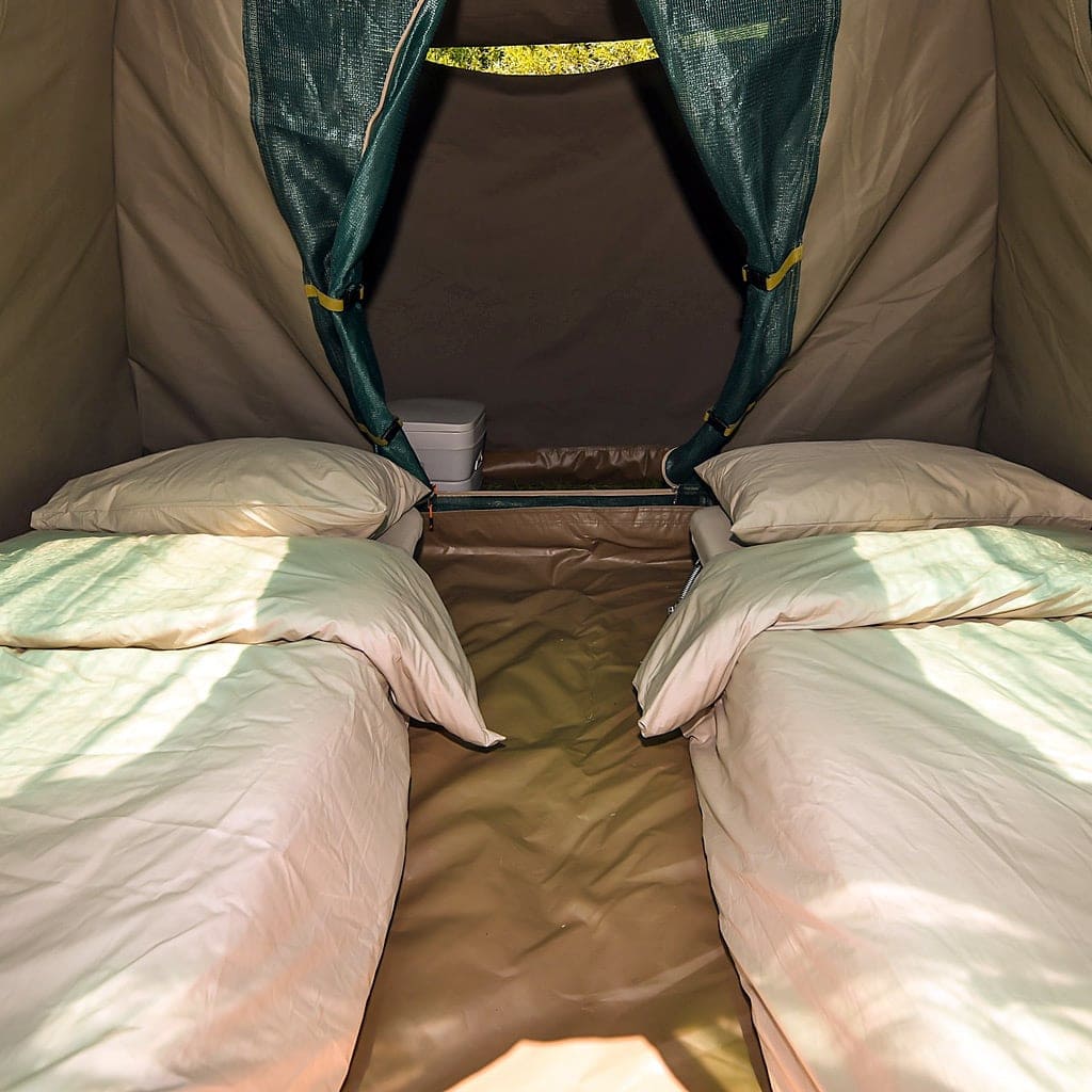 Einfaches Camp im Okavango Delta