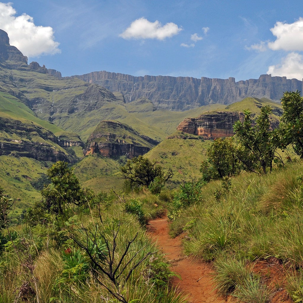 Beeindruckende Bergpanoramen zu sehen beim Wandern in Südafrika