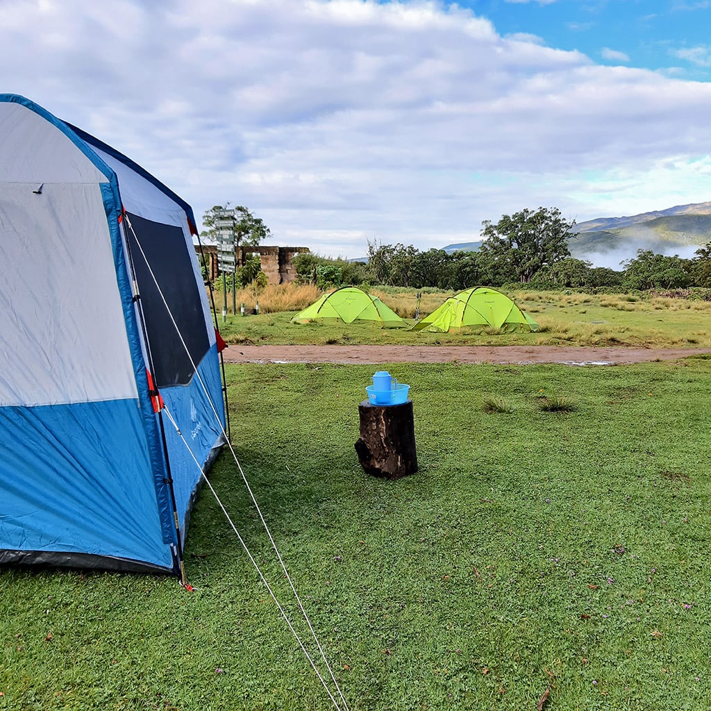 Campingplatz am Chogoria Gate auf dem Mt Kenia