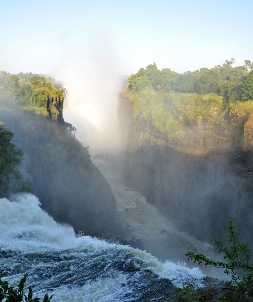 Victoriafalls in Simbabwe Highlight auf Privatsafari Namibia und Botswana