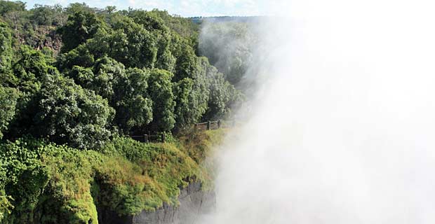 Regenzeit an Sambias Victoria Falls